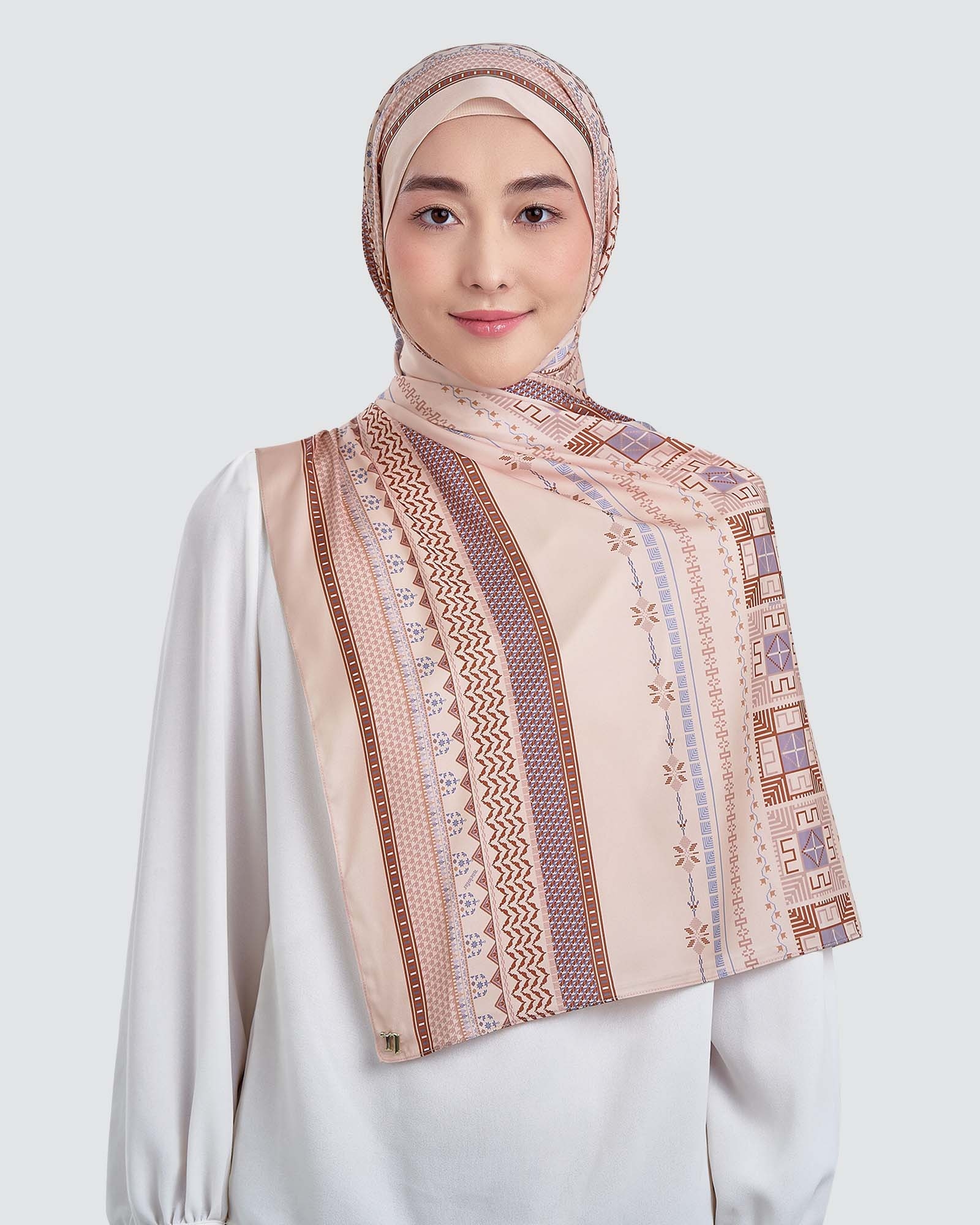 ANKA MATTE SATIN SHAWL - GOLDEN SOUQ