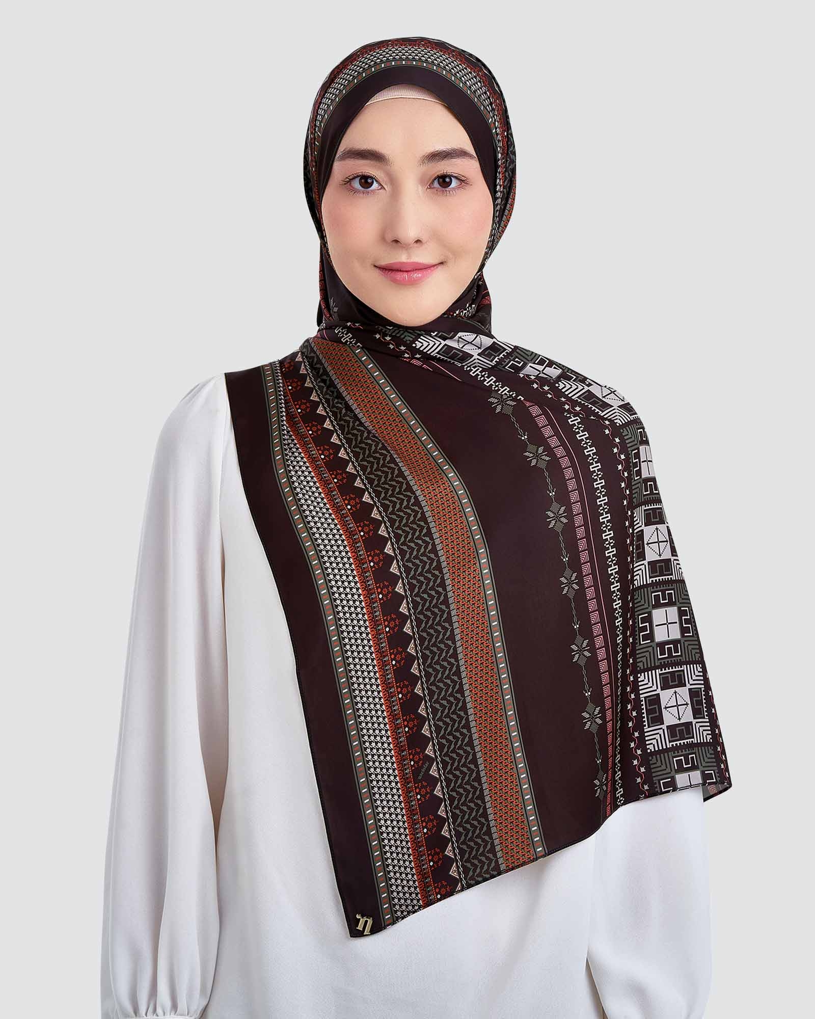 ANKA MATTE SATIN SHAWL - OTTOMAN RUBY