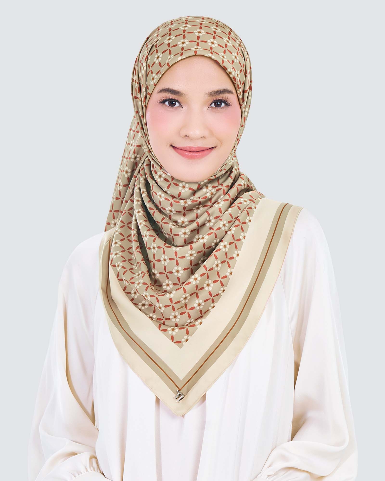 CALLA SQUARE - OLIVE