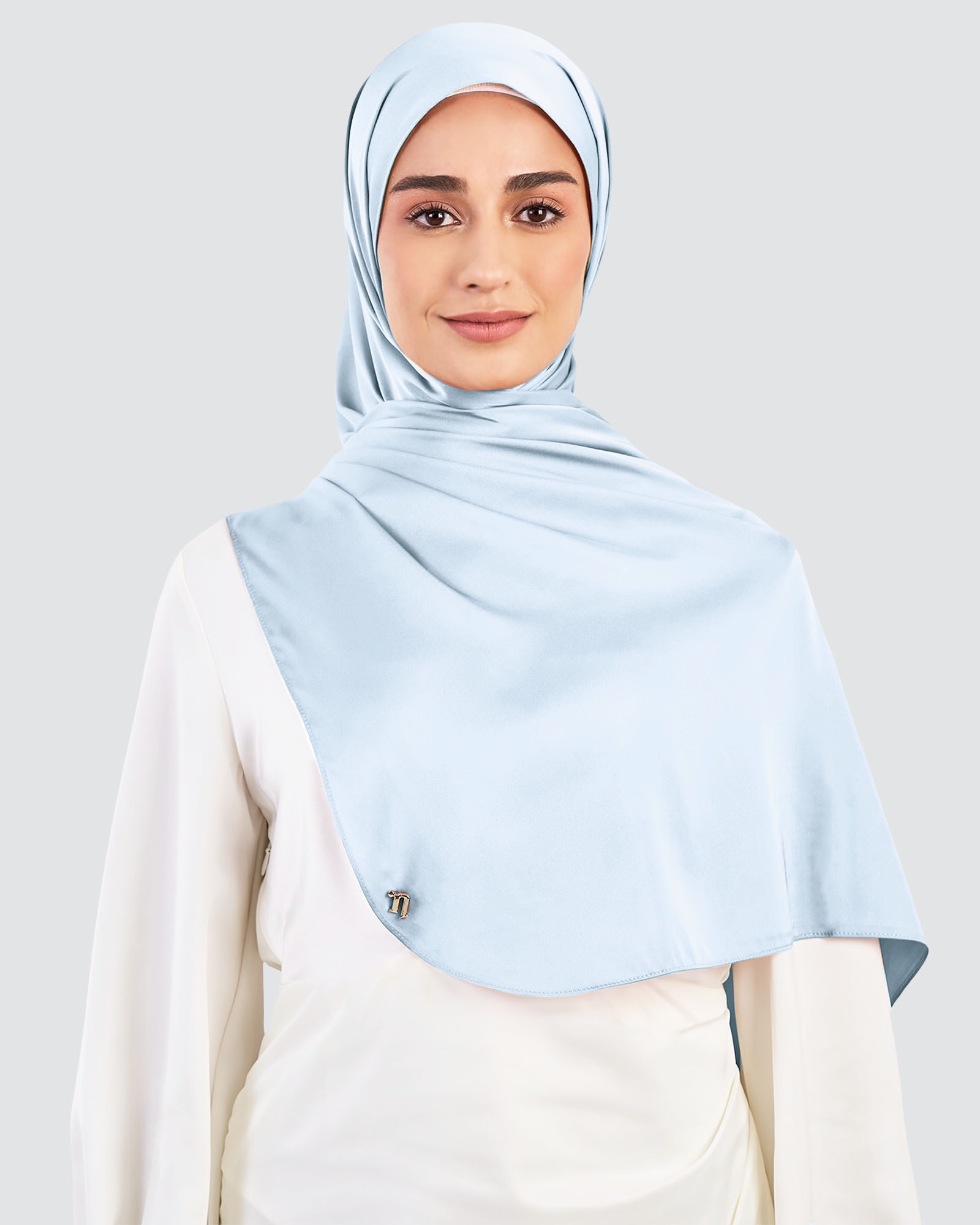 LUNA SATIN SHAWL - ICE WATER