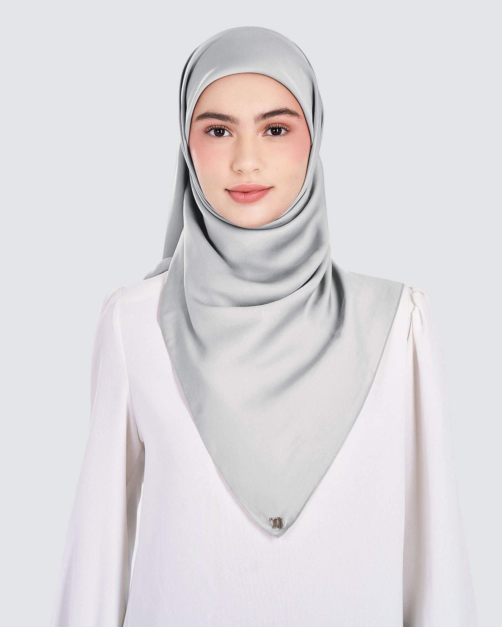 MARISA MATTE SATIN SQUARE - FOG