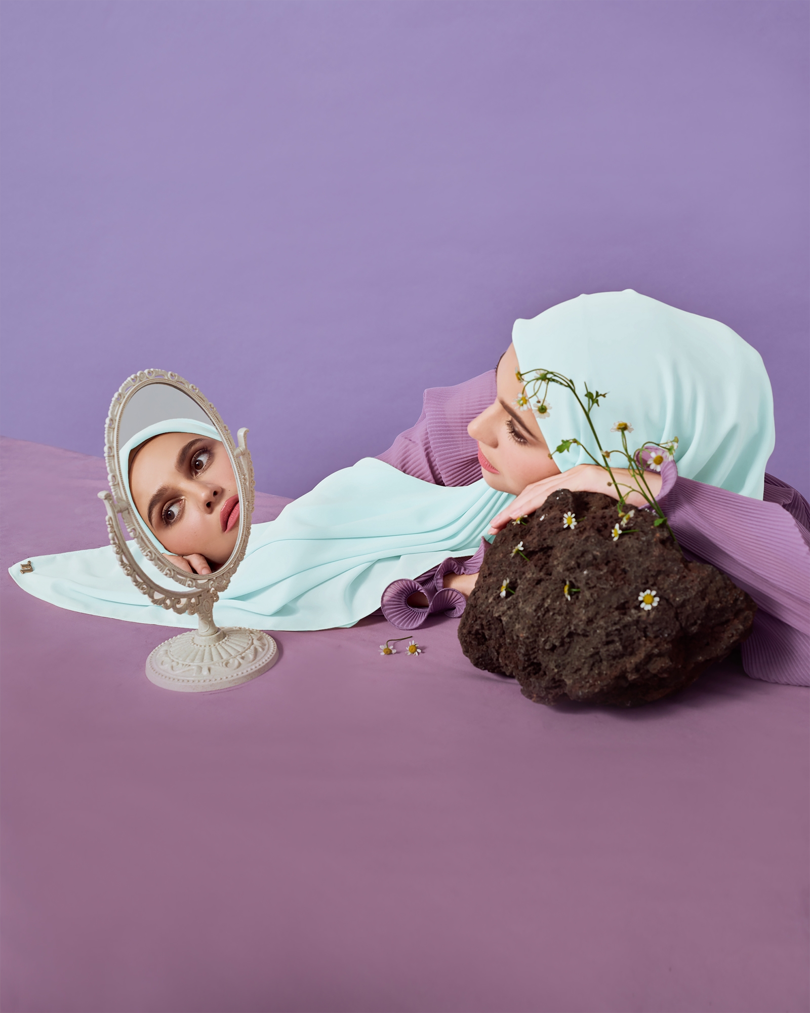 MAYA MATTE SATIN SQUARE - ICE BLUE