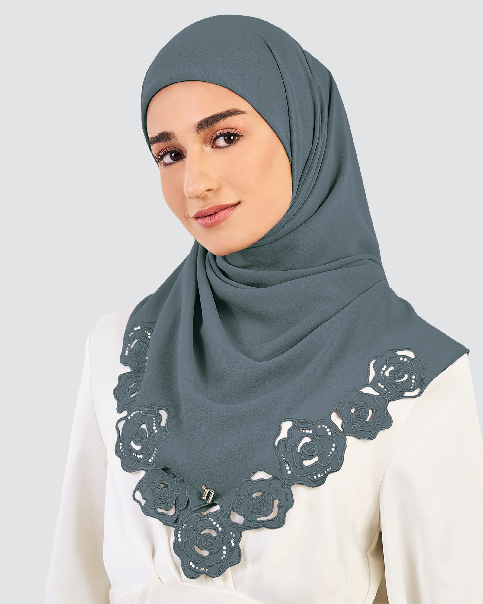 ROSE EMBROIDERED CRYSTAL SQUARE - WAVE