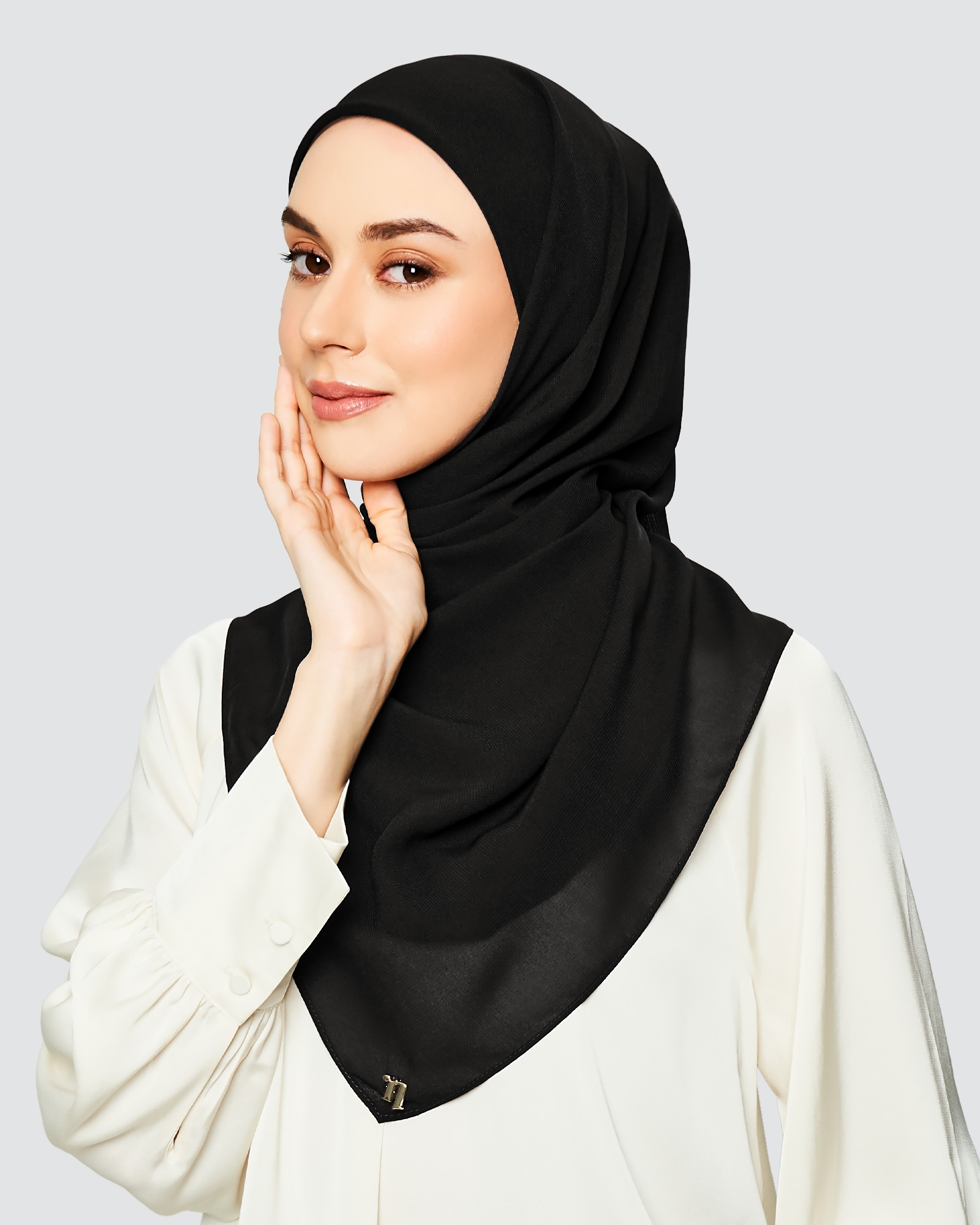 YASMINE WOOL CHIFFON SQUARE - BLACK