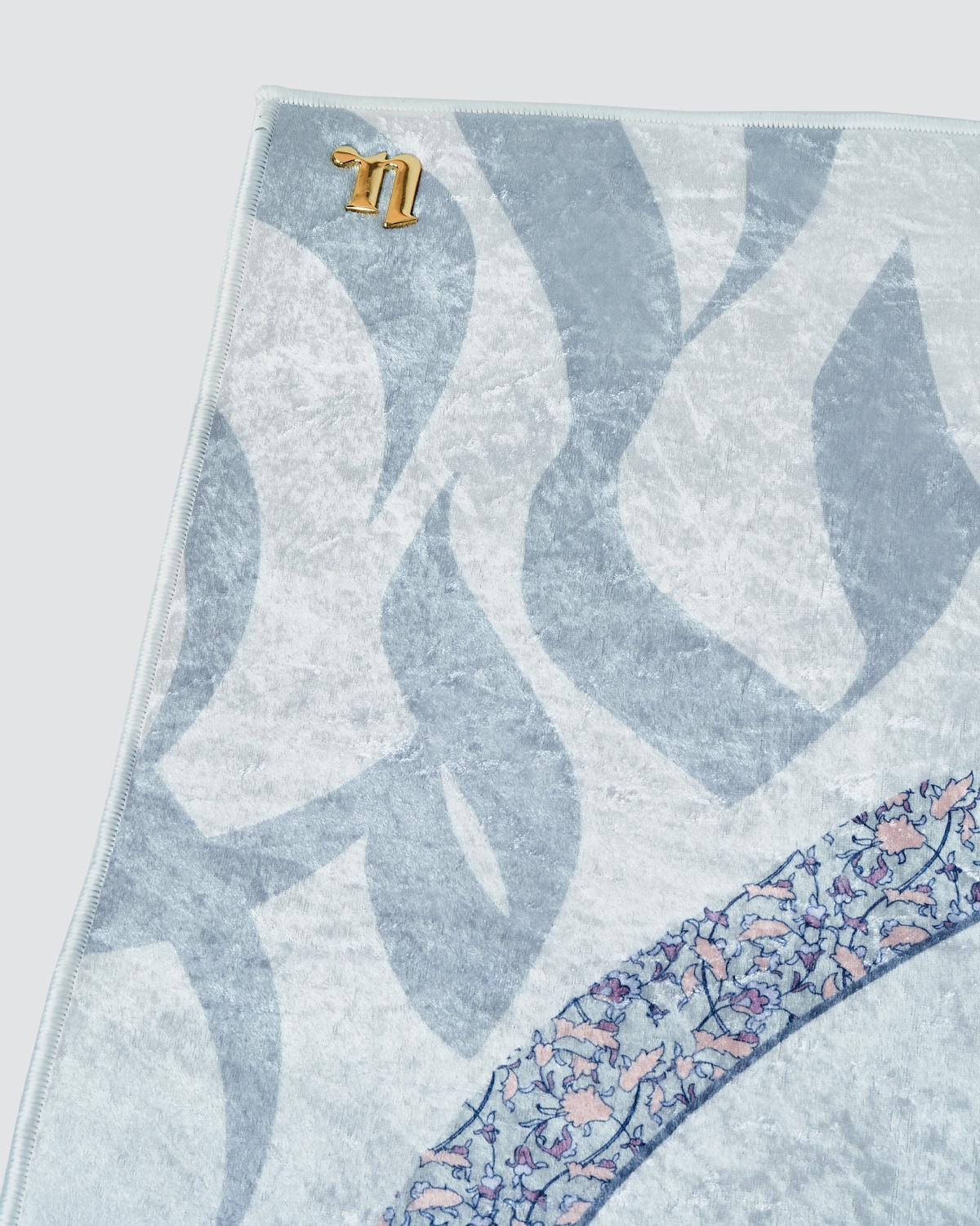 YUSRA SEJADAH - AZURE