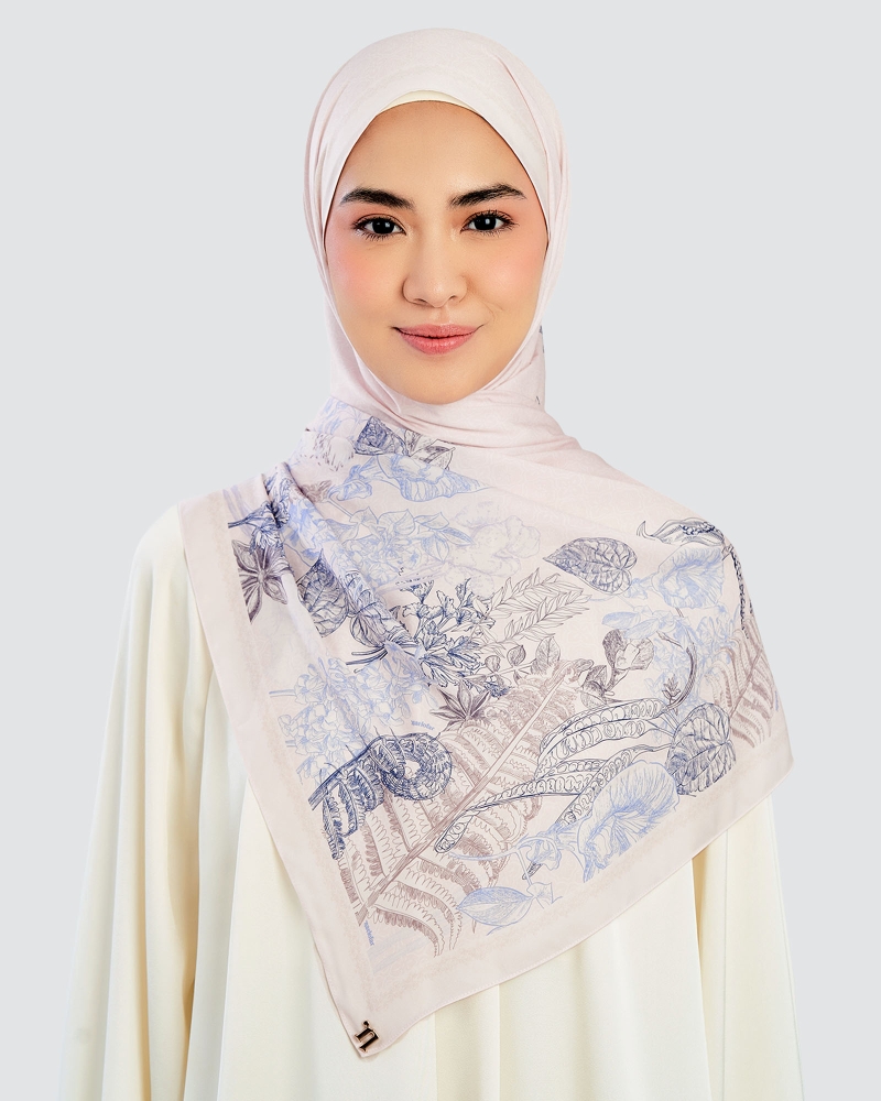 Image of AKAR MATTE SATIN SHAWL - UBI KELEDEK