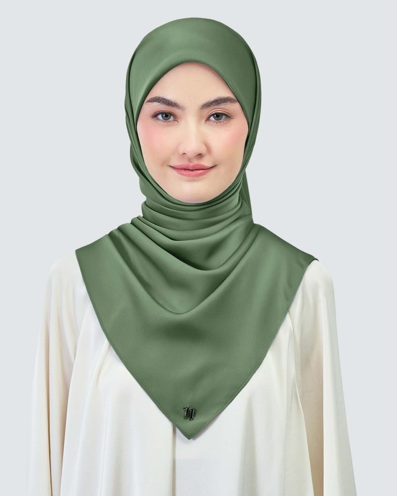 Image of AMAYA SATIN SQUARE - DUSTY OLIVE