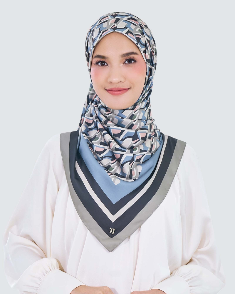 Image of CALLA SQUARE - GLACIAL