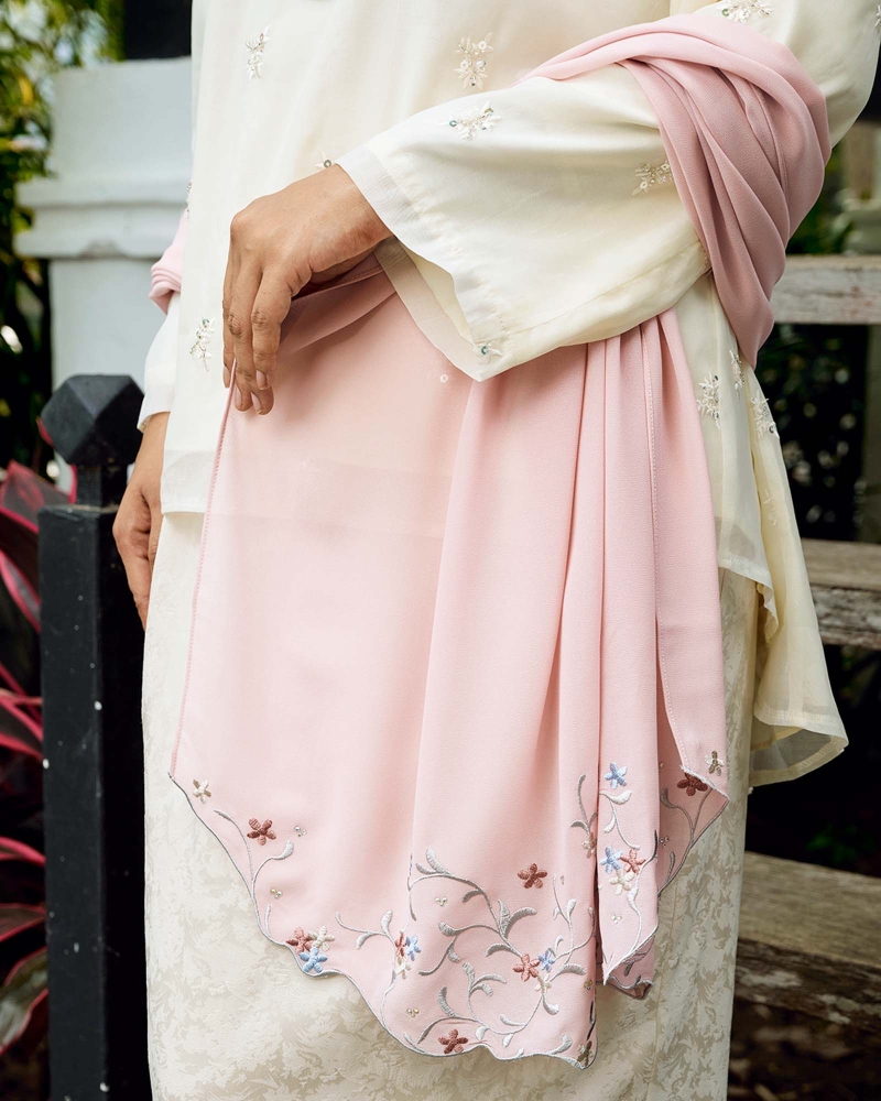 CENDANA SULAM CRYSTAL SHAWL - ROSE BLUSH