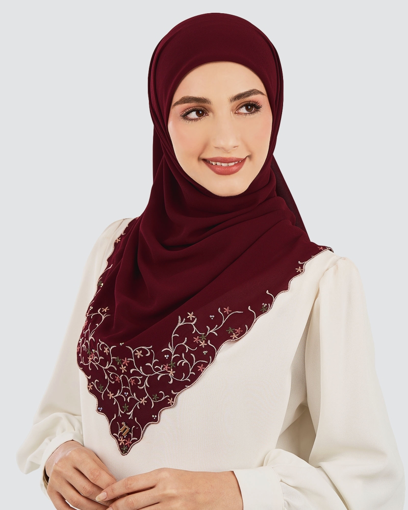 Image of CENDANA SULAM CRYSTAL SQUARE - MAROON
