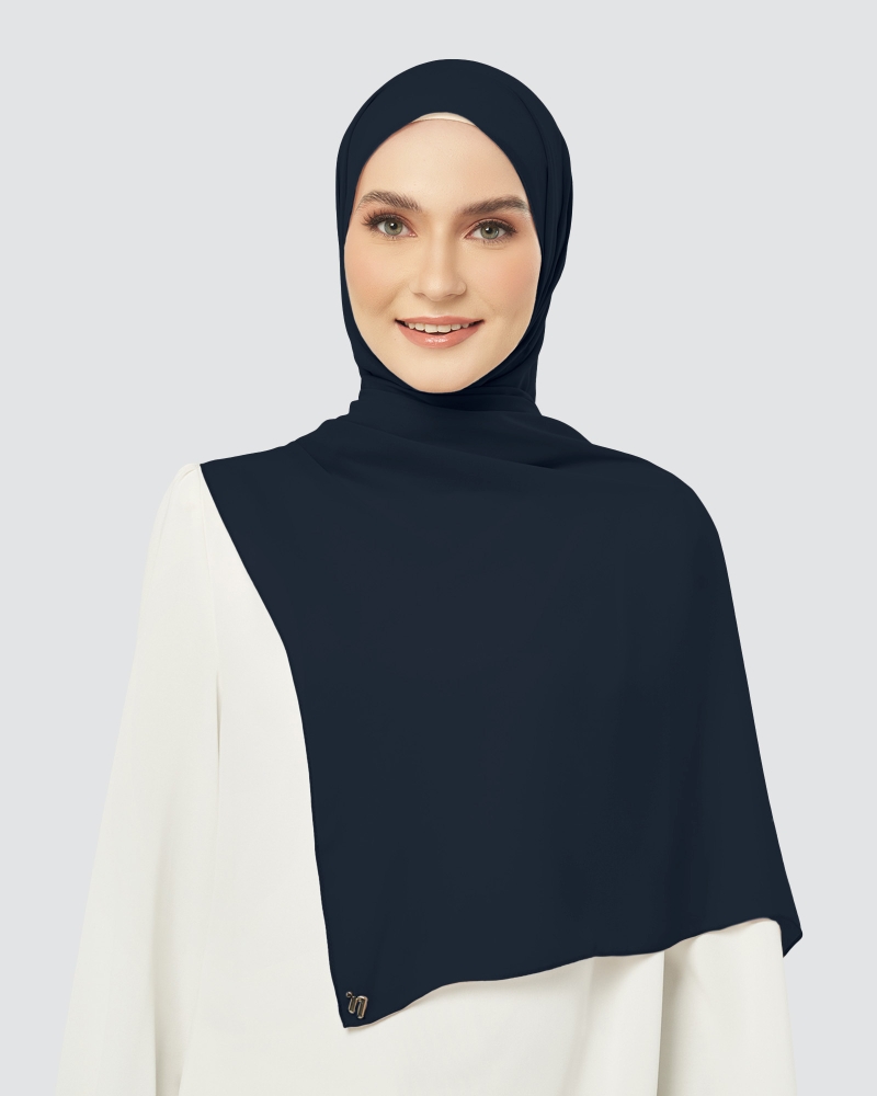 Image of CLOUD CHIFFON SHAWL - NAVY