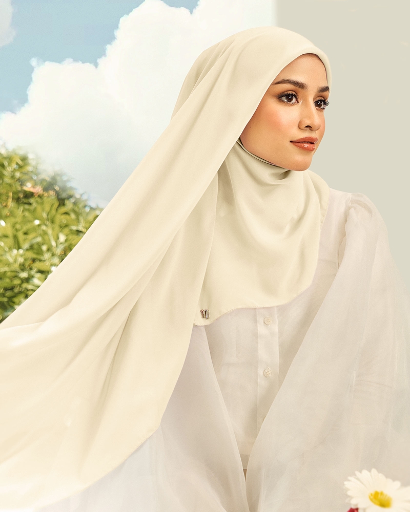 Image of CLOUD CHIFFON SQUARE - CLAY