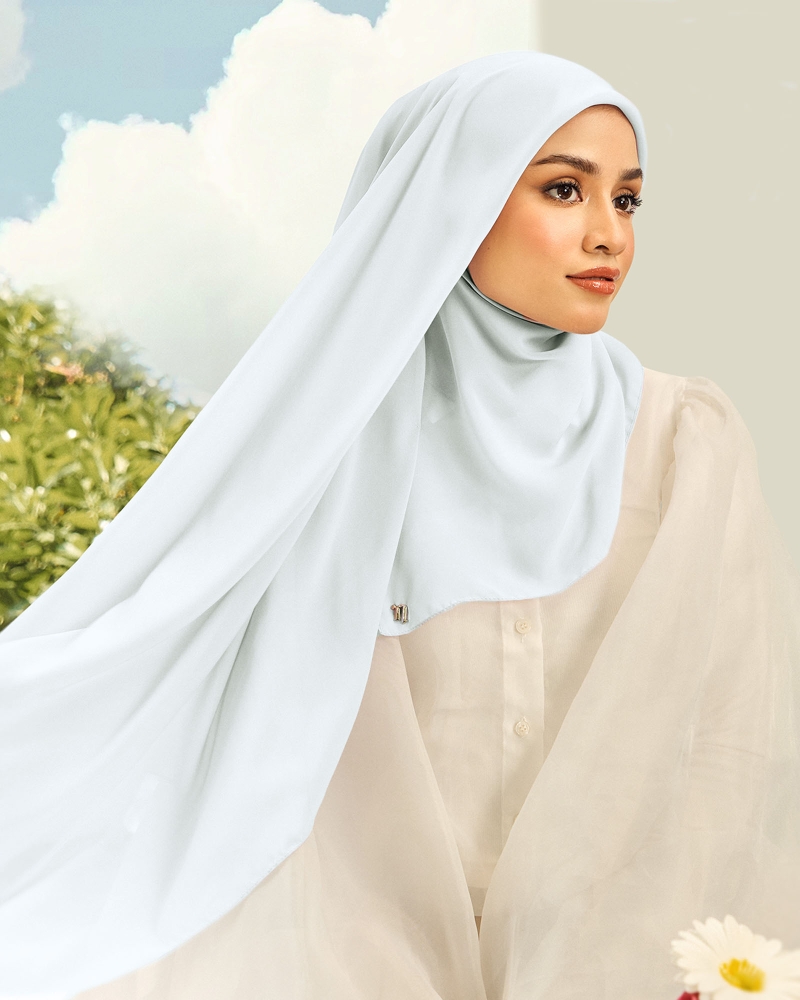 Image of CLOUD CHIFFON SQUARE - GLACIER