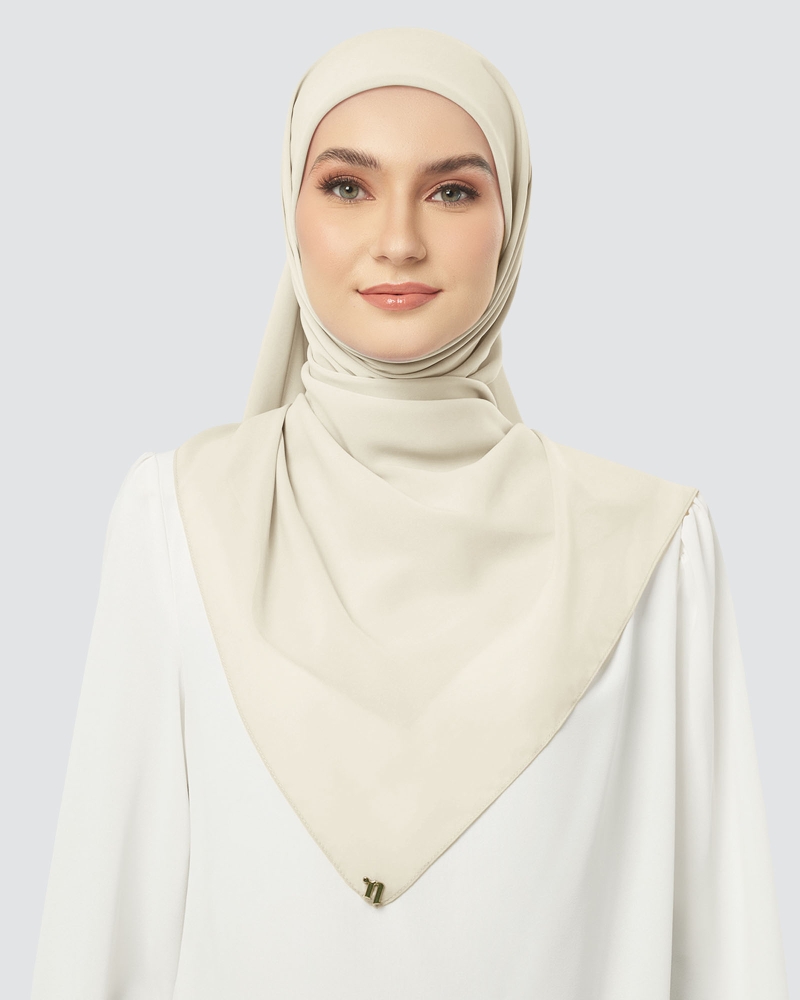 Image of CLOUD CHIFFON SQUARE - GRANOLA