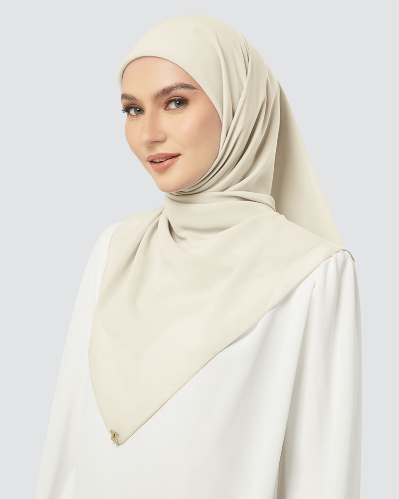 Image of CLOUD CHIFFON SQUARE - GRANOLA