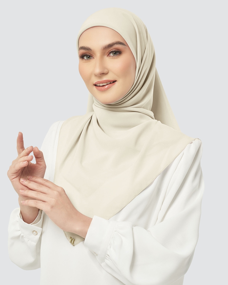 Image of CLOUD CHIFFON SQUARE - GRANOLA