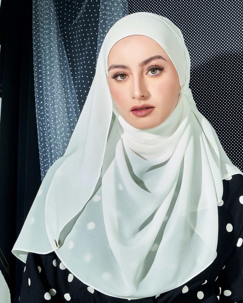 Image of DOTTY TEXTURED CHIFFON SHAWL - WHITE