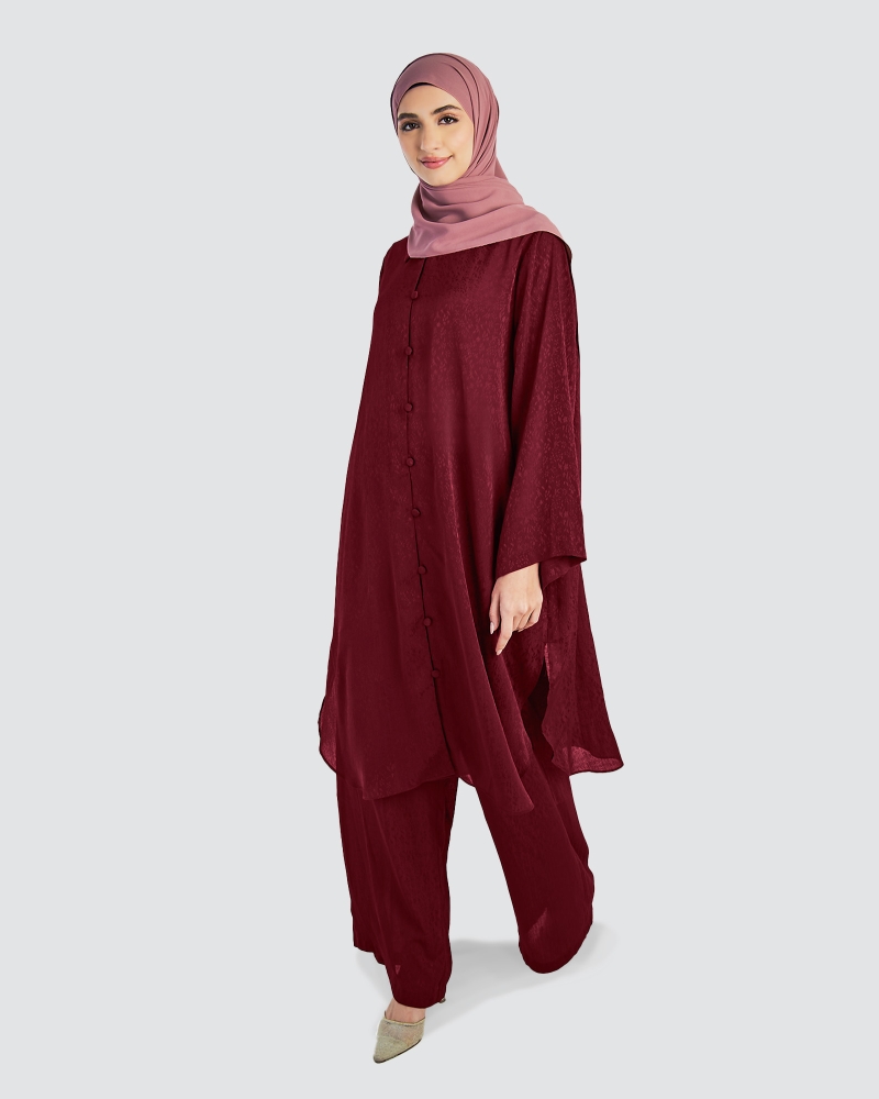 Image of DUBAI CO-ORDS - RED BERRY