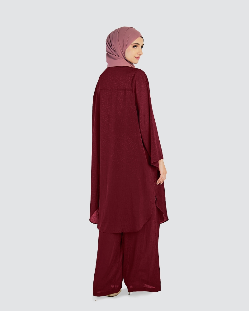Image of DUBAI CO-ORDS - RED BERRY