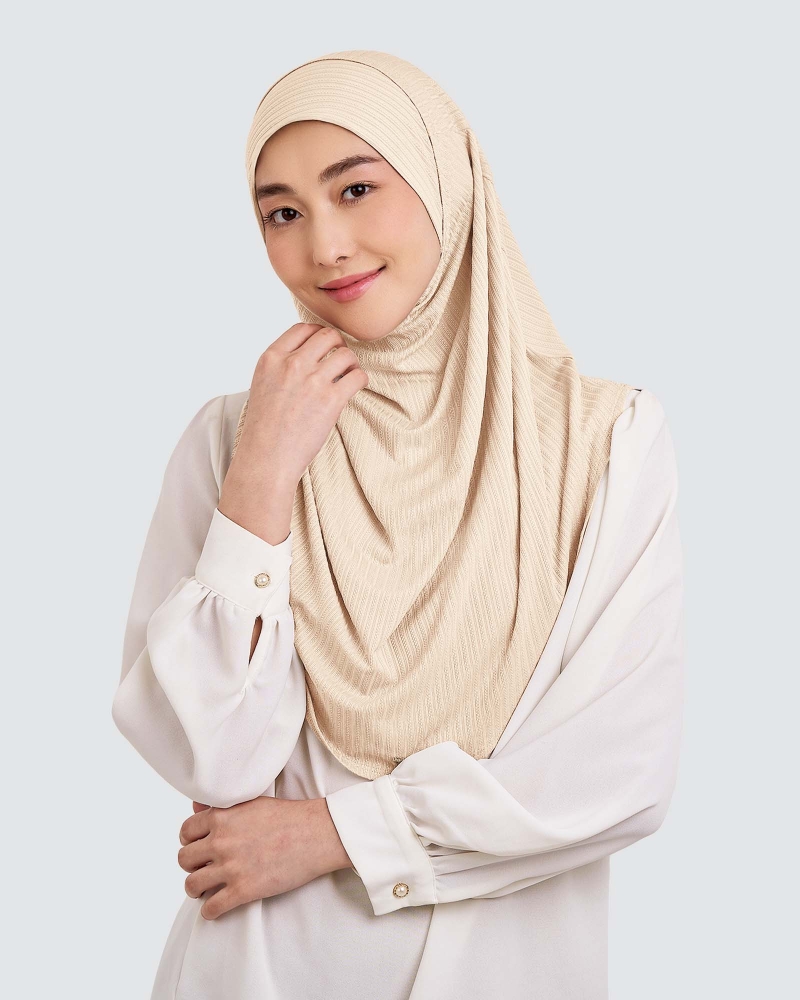 Image of EASYON ANYA SLIP-ON INSTANT - CASHEW