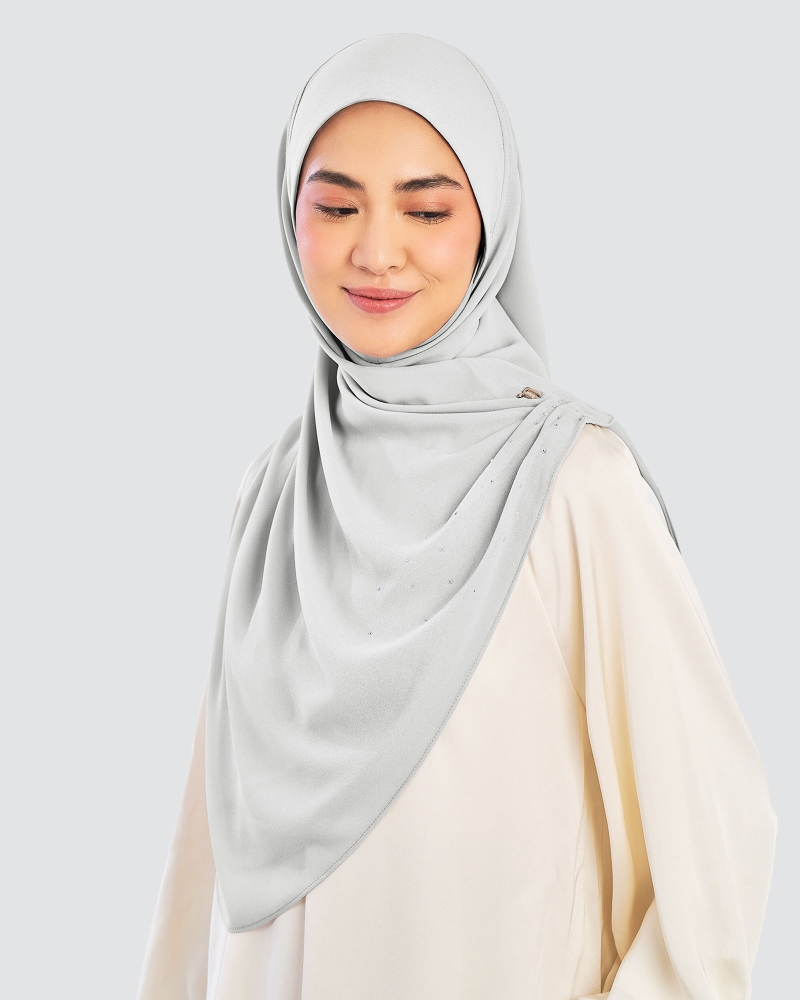 Image of EASYON PLEATED CRYSTAL TWIST - SILK GREY