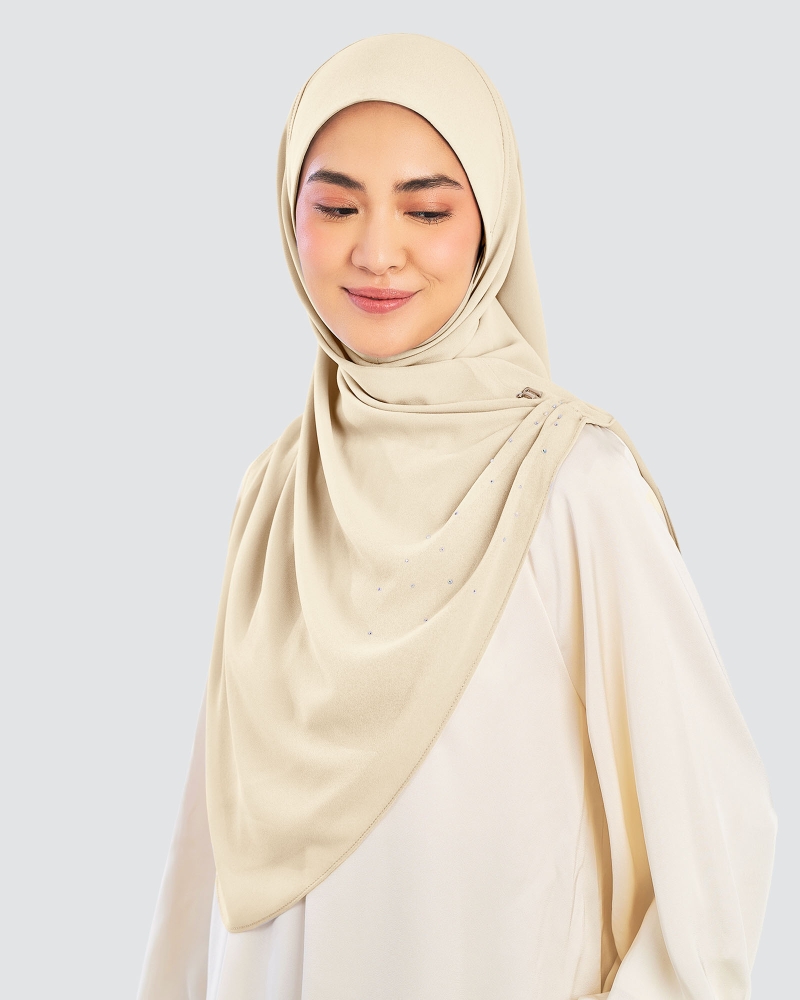 Image of EASYON PLEATED CRYSTAL TWIST - VANILLA