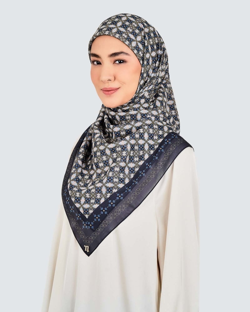Image of ECHO GEOMETRIC COTTON VOILE SQUARE - INDIGO