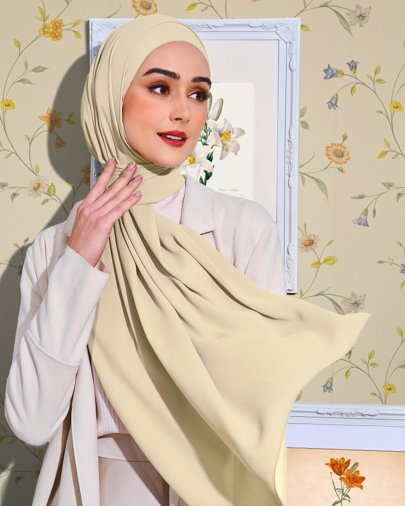 Image of EILA CHIFFON SHAWL - VANILLA