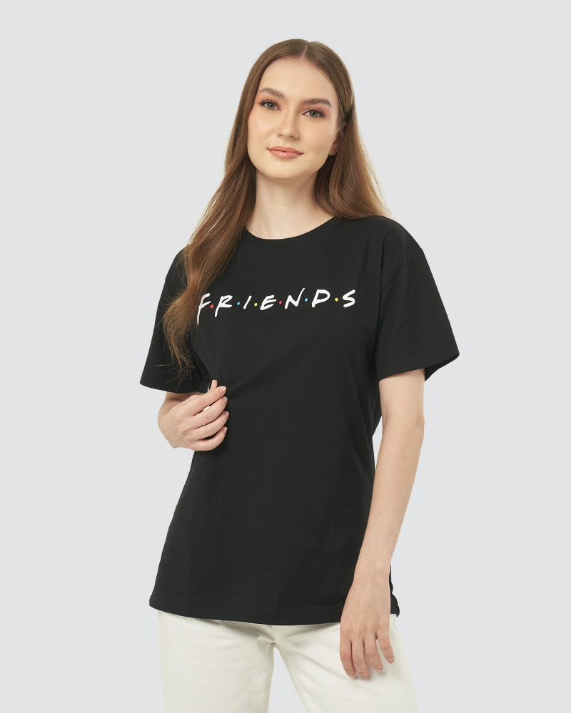 FRIENDS X NAELOFAR THE BEST-TEE - F.R.I.E.N.D.S - BLACK