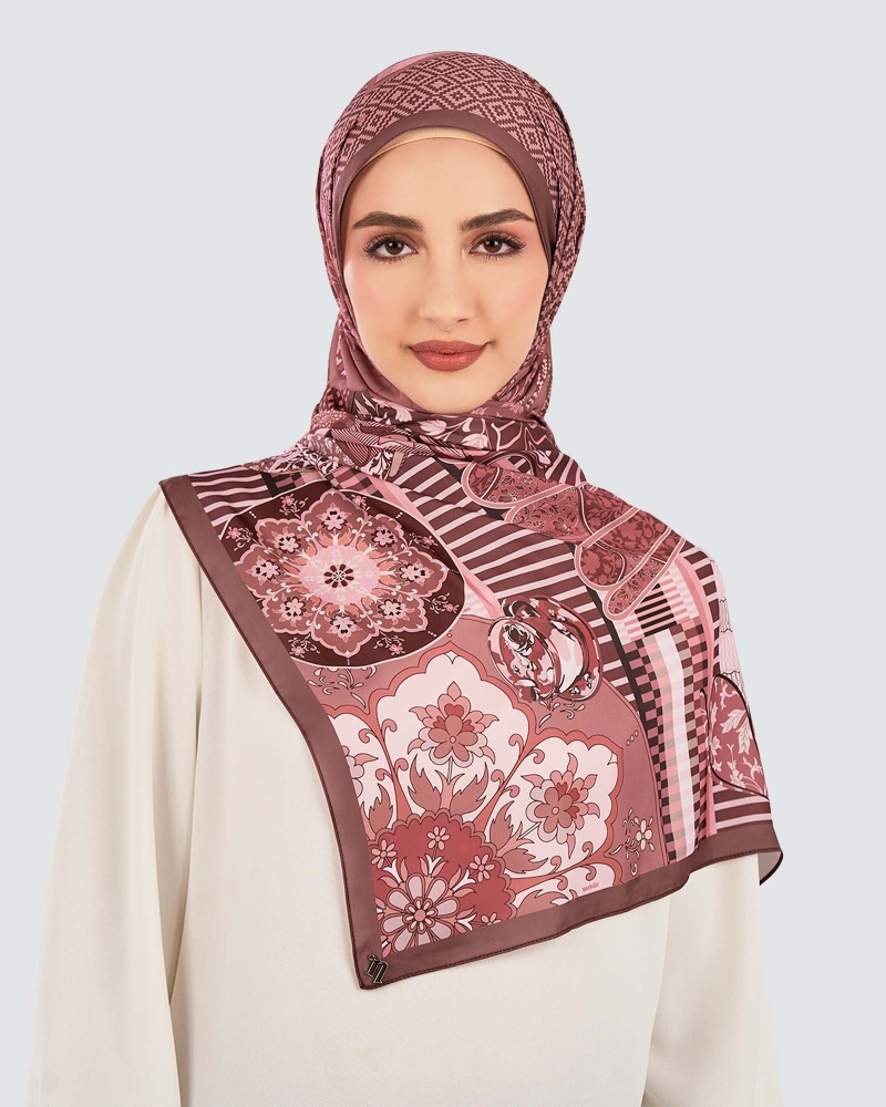 Image of JAMUAN MATTE SATIN SHAWL - SIRAP BANDUNG