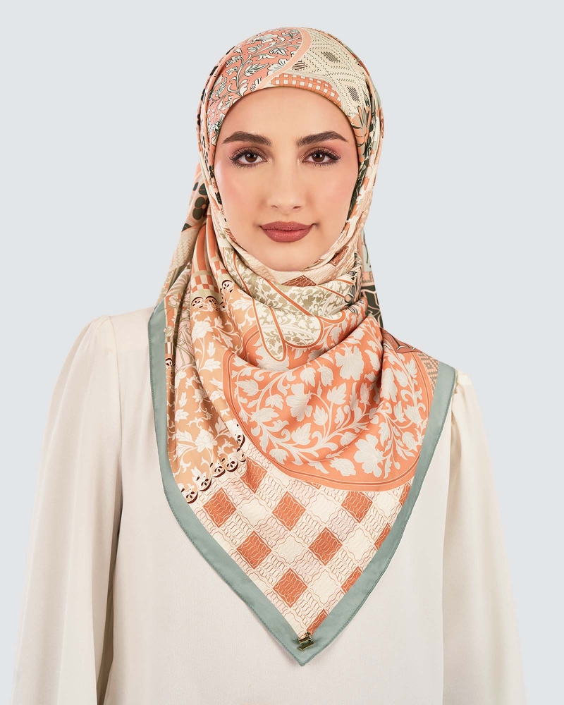 Image of JAMUAN MATTE SATIN SQUARE - BISKUT KELAPA