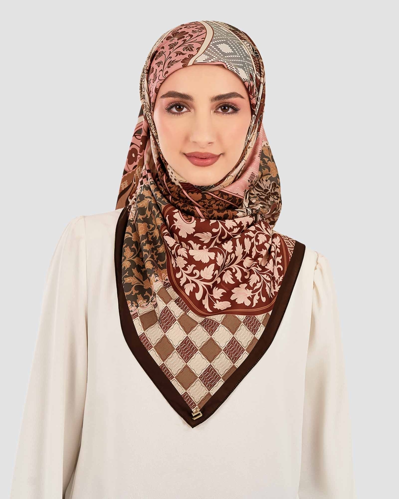 Image of JAMUAN MATTE SATIN SQUARE - DODOL
