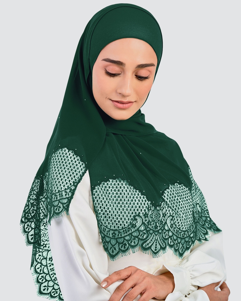 Image of JANNA LACE CRYSTAL SHAWL - EMERALD