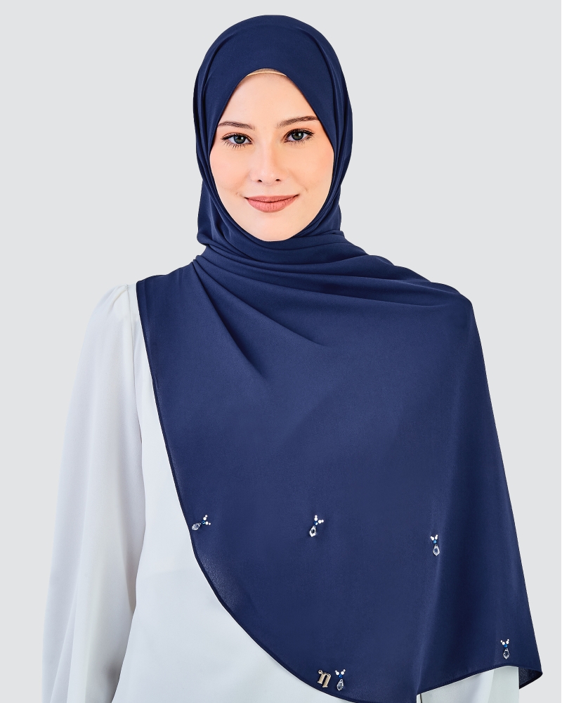 Image of LADY AMELIA CRYSTAL SHAWL - MILKY WAY