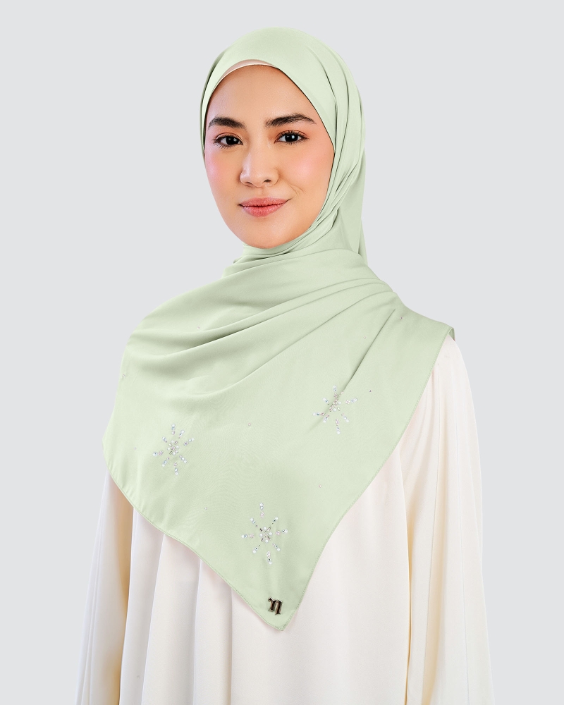 Image of LADY MARISA CRYSTAL MATTE SATIN SHAWL - PEPPERMINT