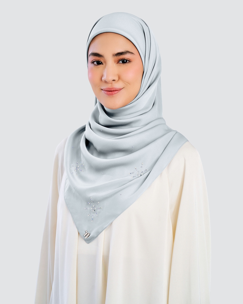 Image of LADY MARISA CRYSTAL MATTE SATIN SQUARE - SURF