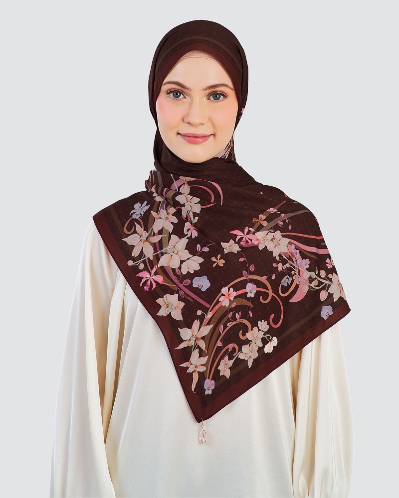 Image of THE BUNGA SERIES: LOVE LANGUAGE SHAWL - PRECIOUS