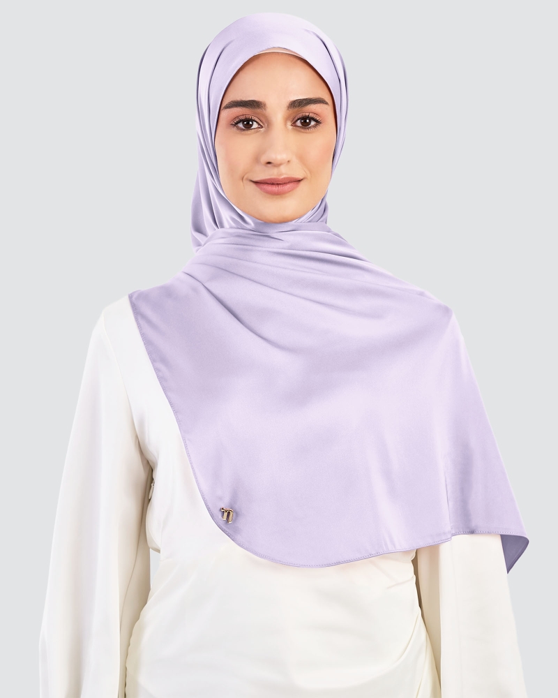 Image of LUNA SATIN SHAWL - LUPINE