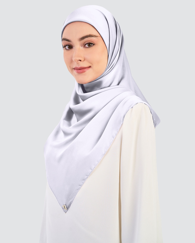 LUNA SATIN SQUARE - FROSTED LILAC