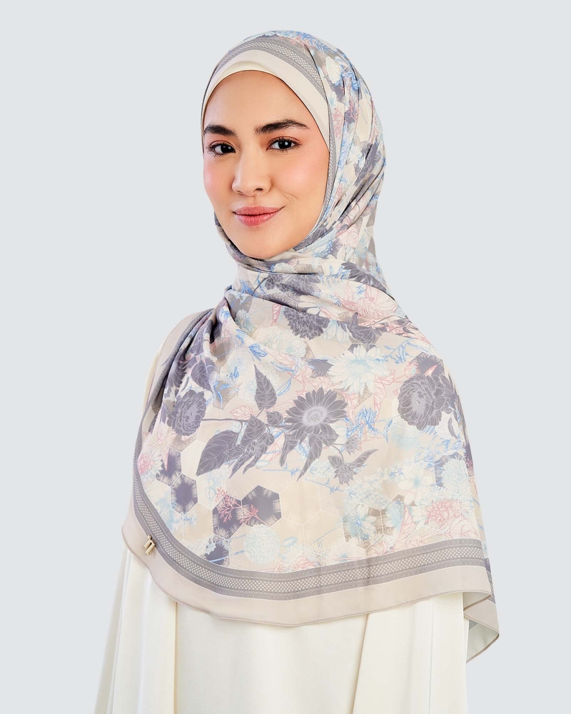 Image of MADU CHIFFON SHAWL - MANIS