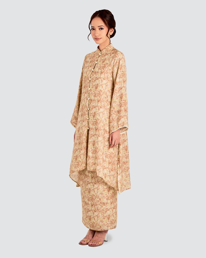 Image of MADURA KURUNG SET - CARAMEL