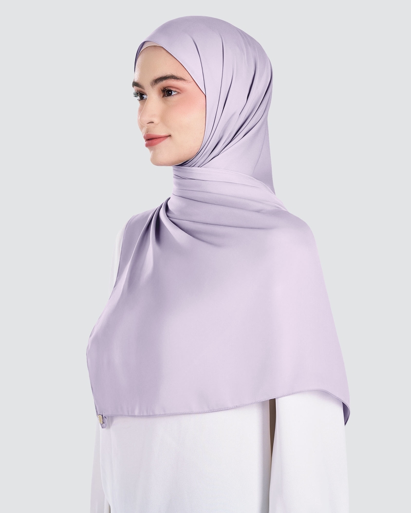 Image of MARISA MATTE SATIN SHAWL - LILAC