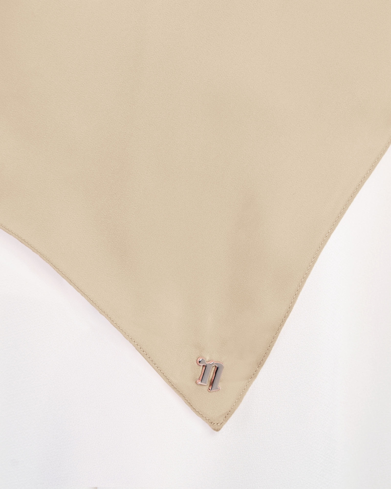 Image of MARISA MATTE SATIN SQUARE - LATTE