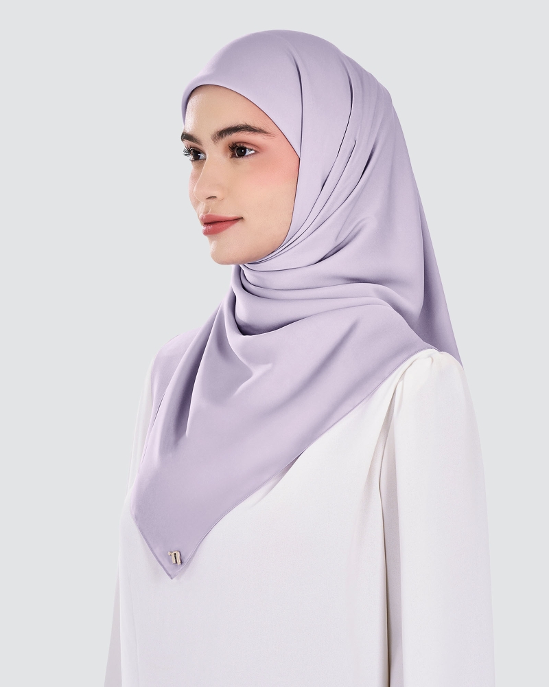 Image of MARISA MATTE SATIN SQUARE - LILAC