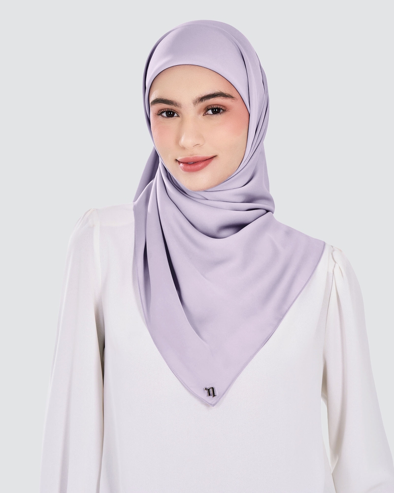 Image of MARISA MATTE SATIN SQUARE - LILAC