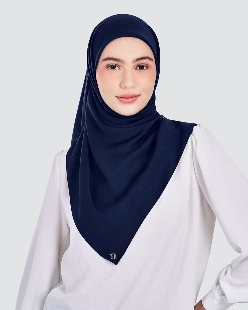 Image of MARISA MATTE SATIN SQUARE - NAVY BLUE