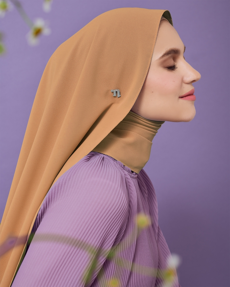 Image of MAYA MATTE SATIN SHAWL - PUMPKIN