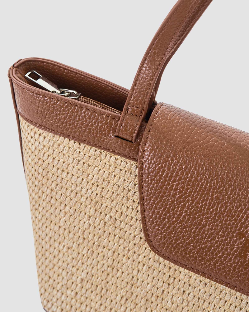 Image of MON CHERI BAG - CARAMEL