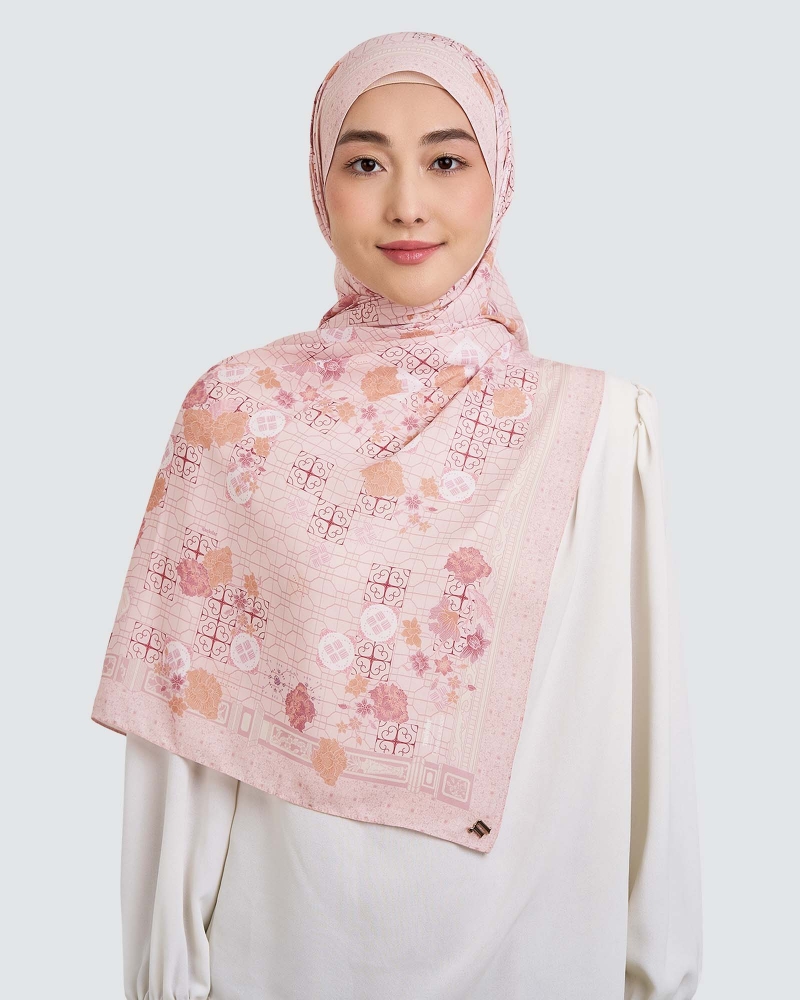 Image of NAELOFAR X INSIDE SCOOP SHAWL - AIS BATU CAMPUR