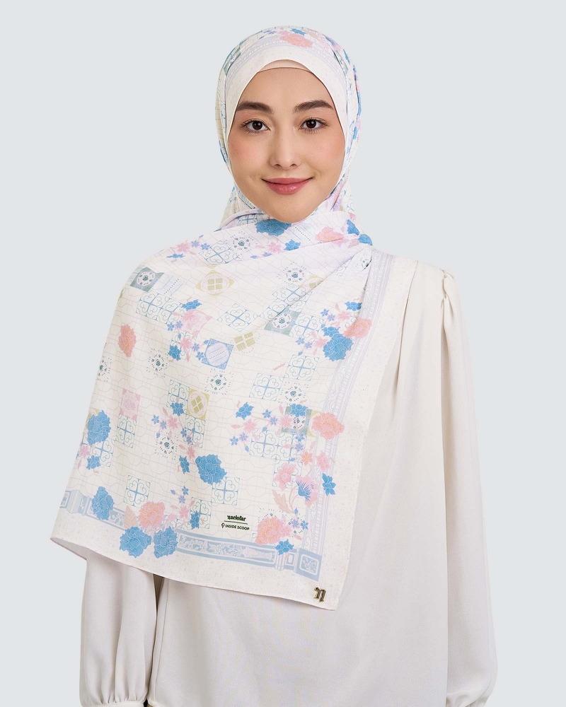 Image of NAELOFAR X INSIDE SCOOP SHAWL - AIS KEPAL
